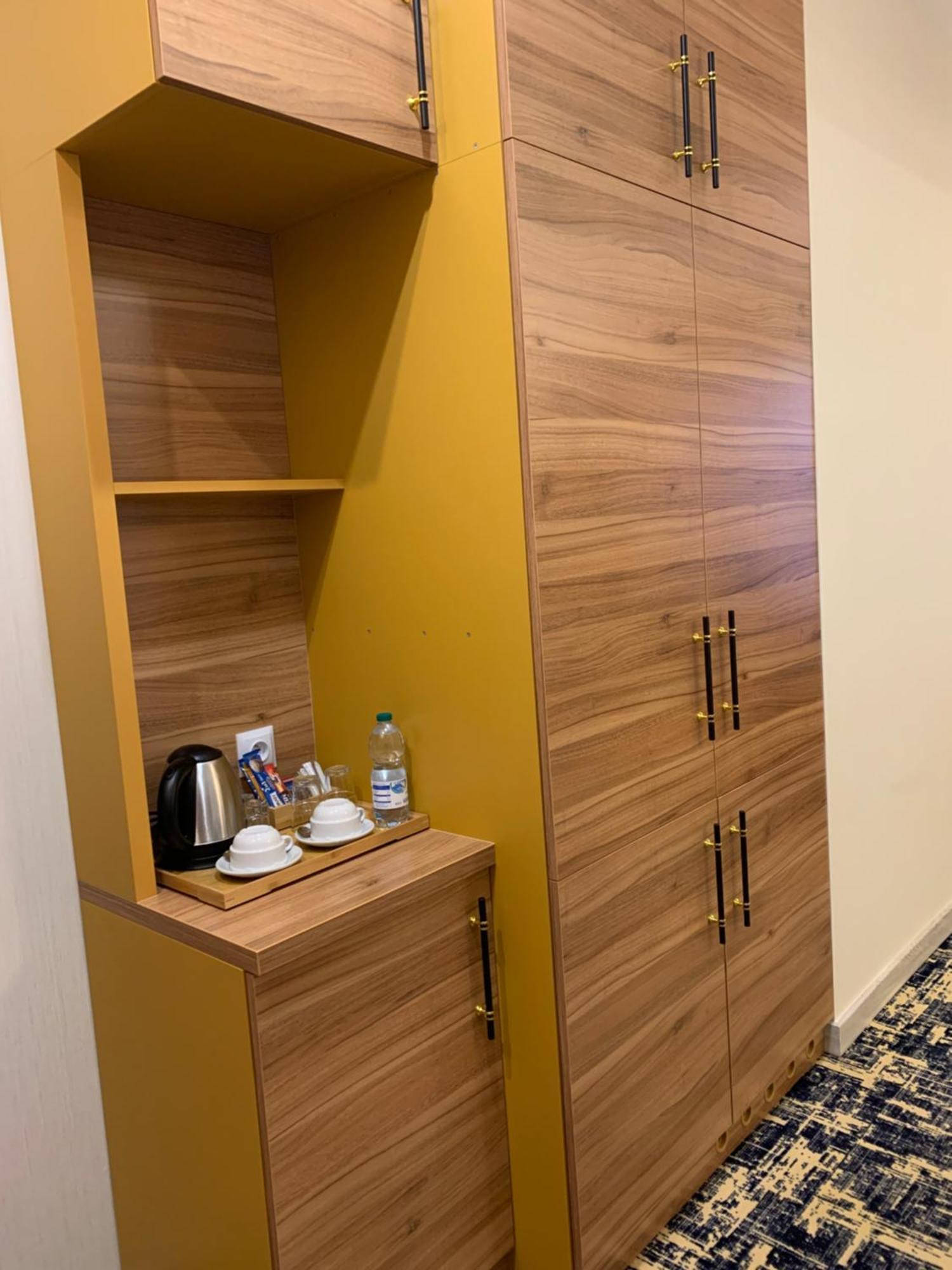 Aparthotel Piramida Boleslawiec  Esterno foto